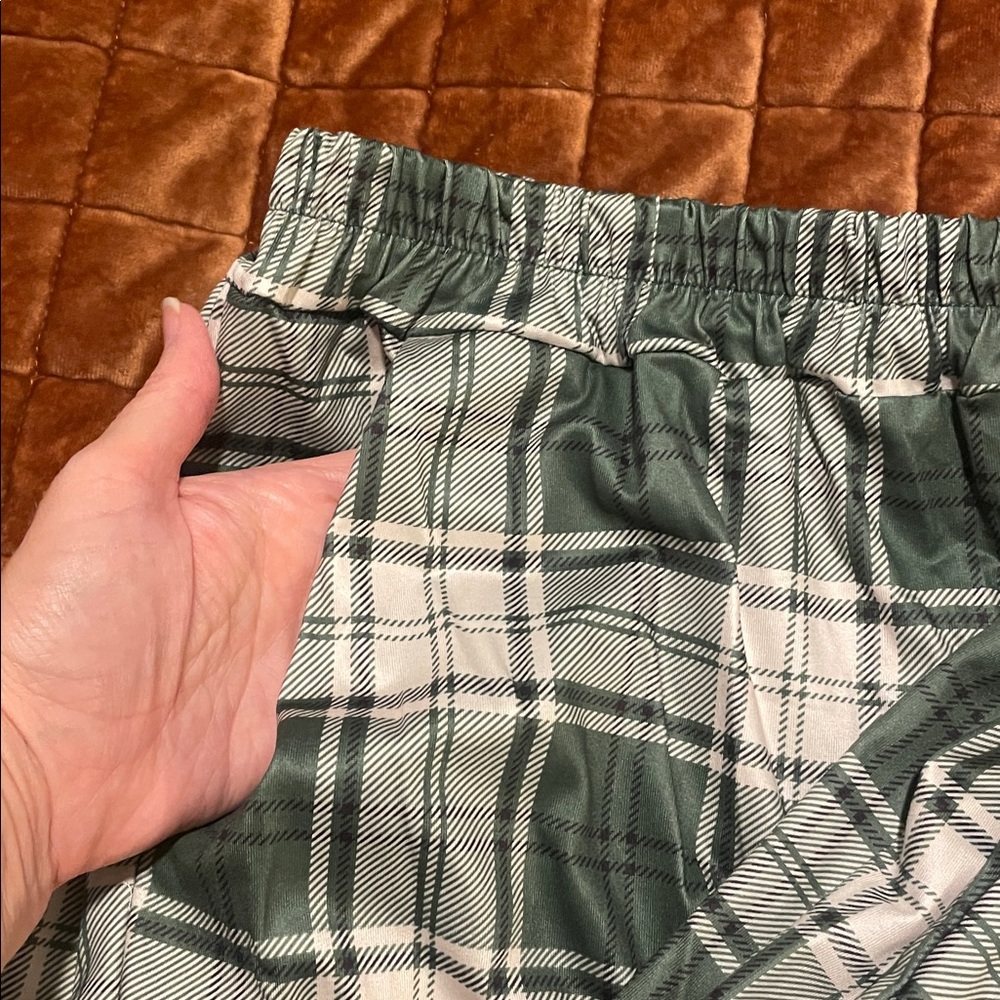 Green Plaid Pajama Set - Picture 11 of 12